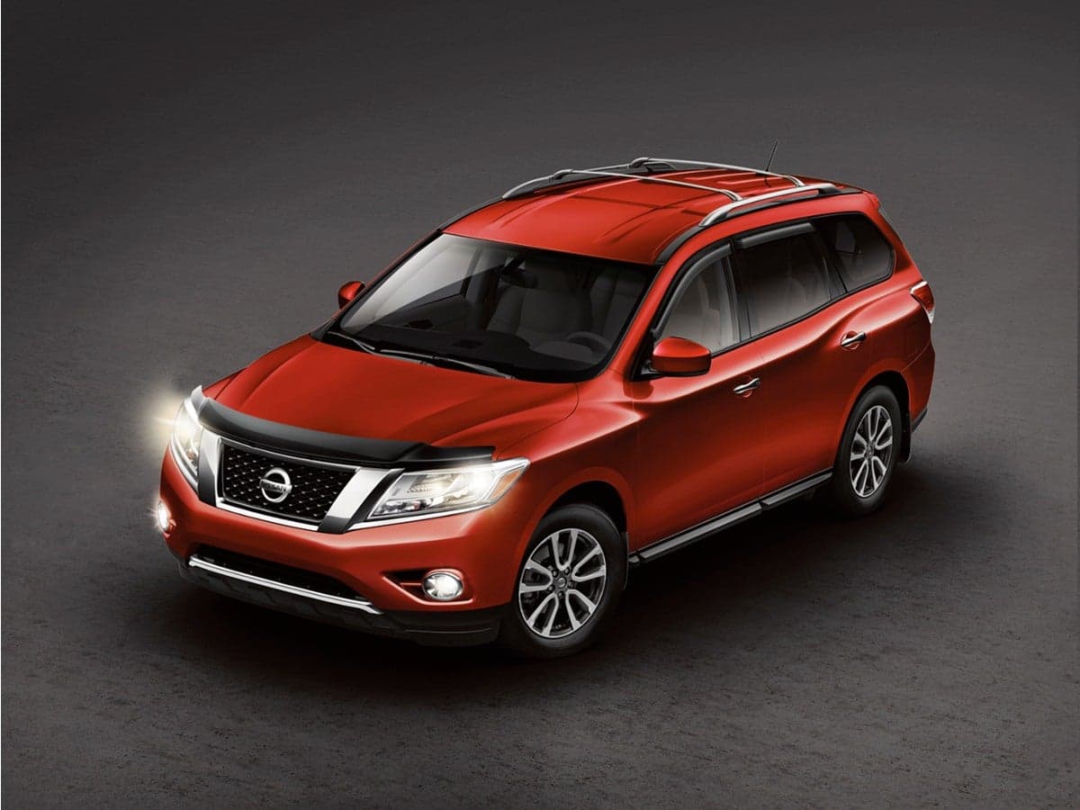 2015 Nissan Pathfinder SL — photo 1 of 5