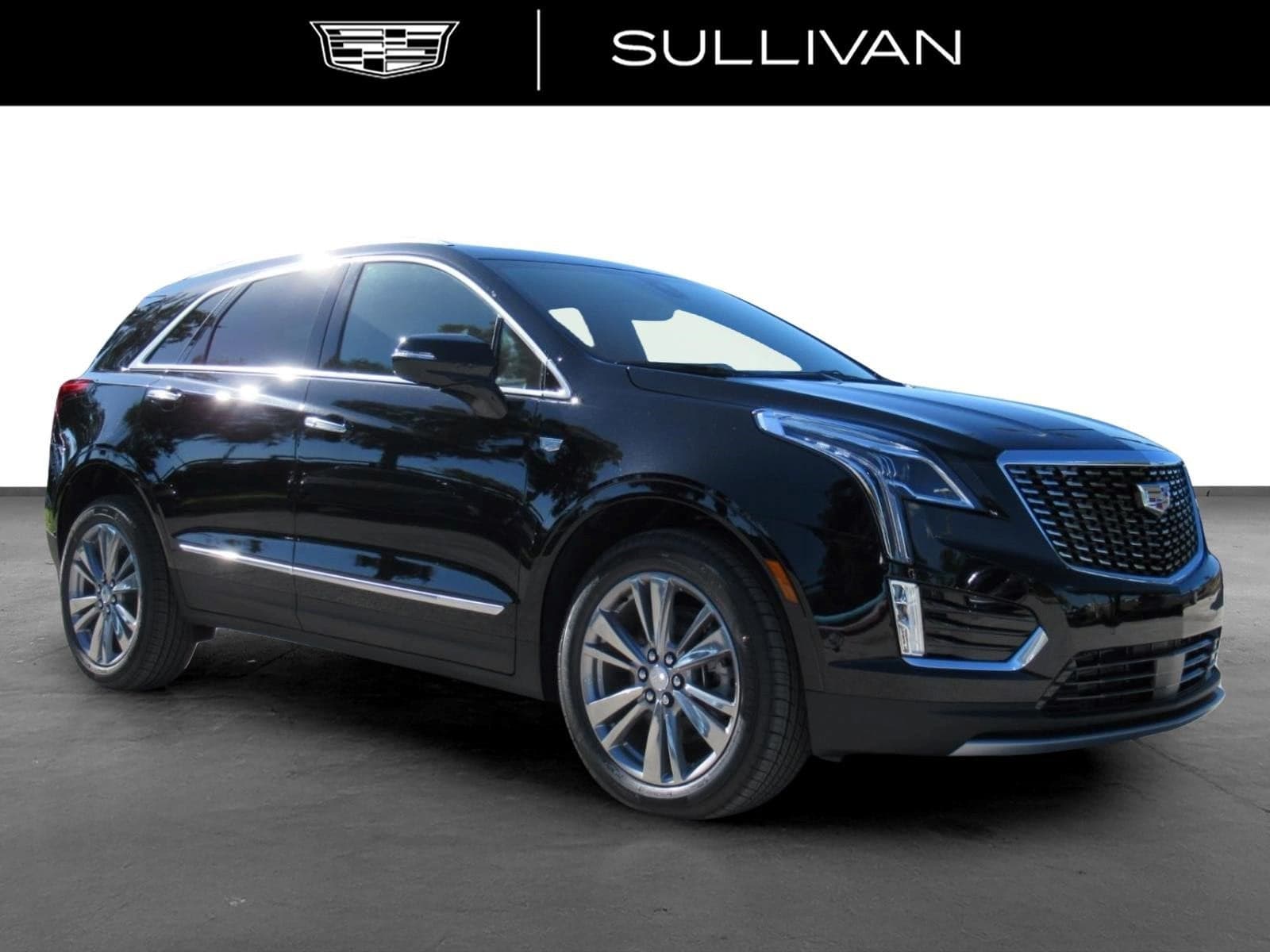 2026 Cadillac XT5 Base — photo 1 of 5