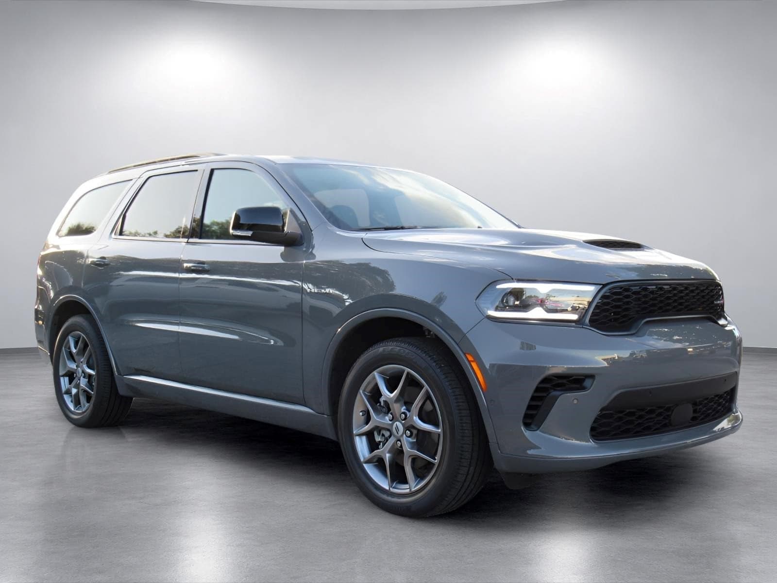 2027 Dodge Durango GT Premium HEMI — photo 1 of 5