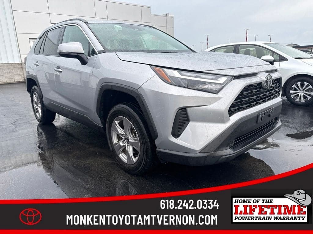 2025 Toyota RAV4 XLE — photo 1 of 7