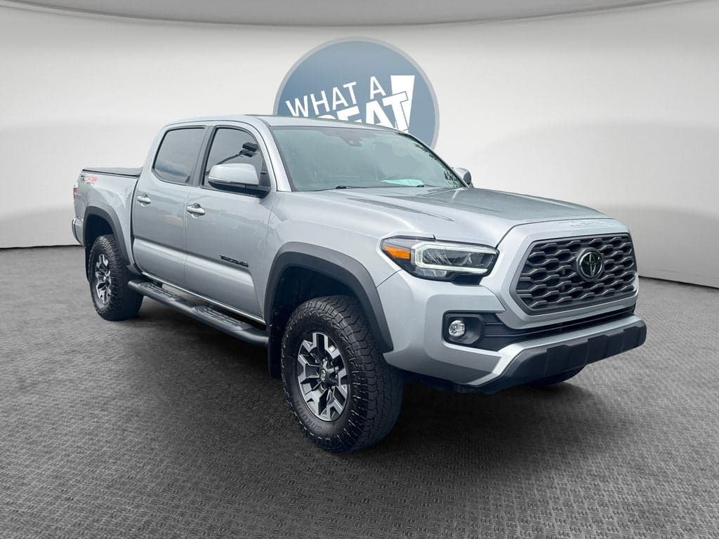 2023 Toyota Tacoma TRD Off-Road V6 — photo 1 of 31