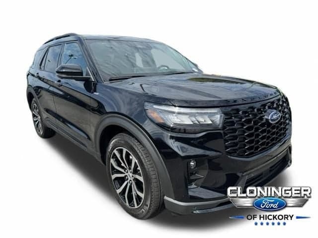 2026 Ford Explorer ST-Line — photo 1 of 36