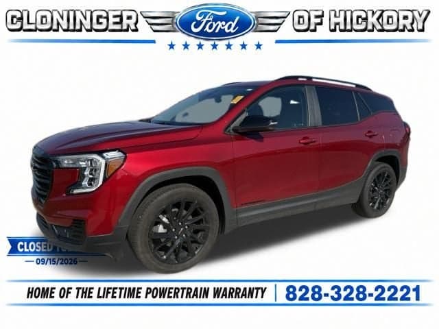 2024 GMC Terrain SLE — photo 1 of 5