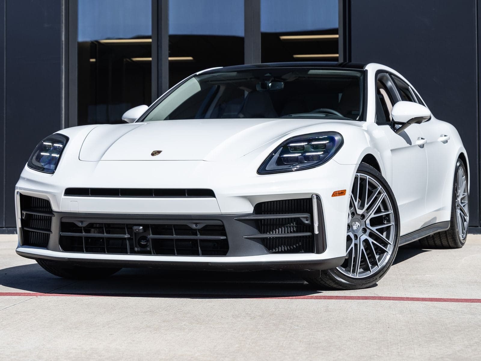 2026 Porsche Panamera Panamera 4 — photo 1 of 94