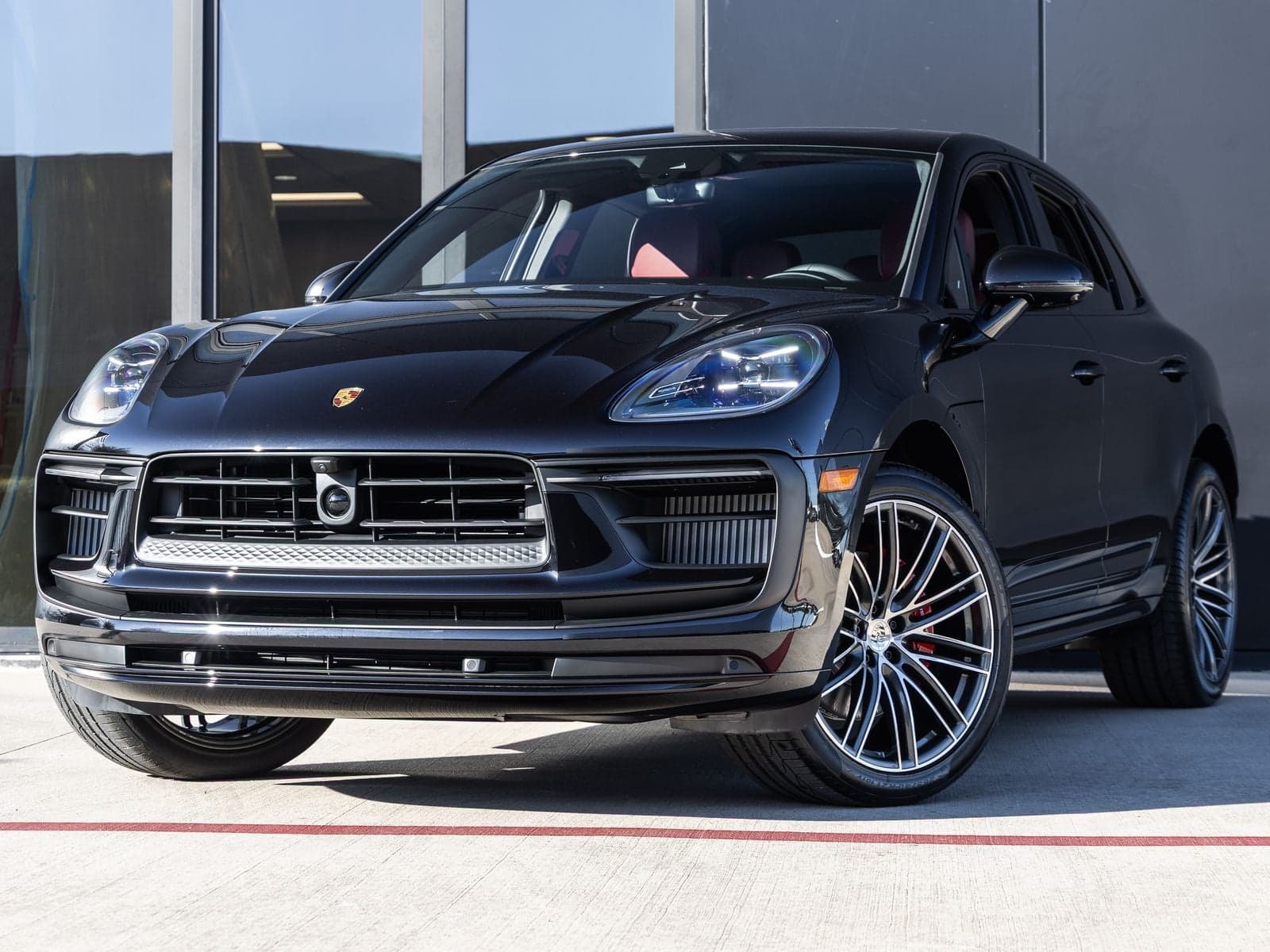 2026 Porsche Macan S — photo 1 of 56