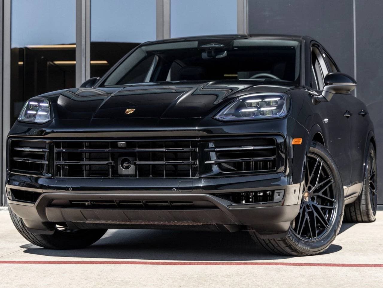 2026 Porsche Cayenne Base — photo 1 of 46