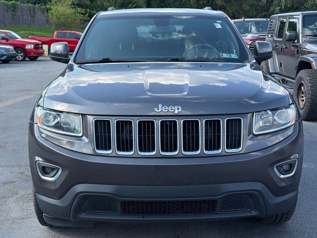 2014 Jeep Grand Cherokee Laredo — photo 1 of 26