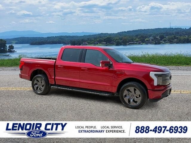 2022 Ford F-150 Lightning Lariat — photo 1 of 28