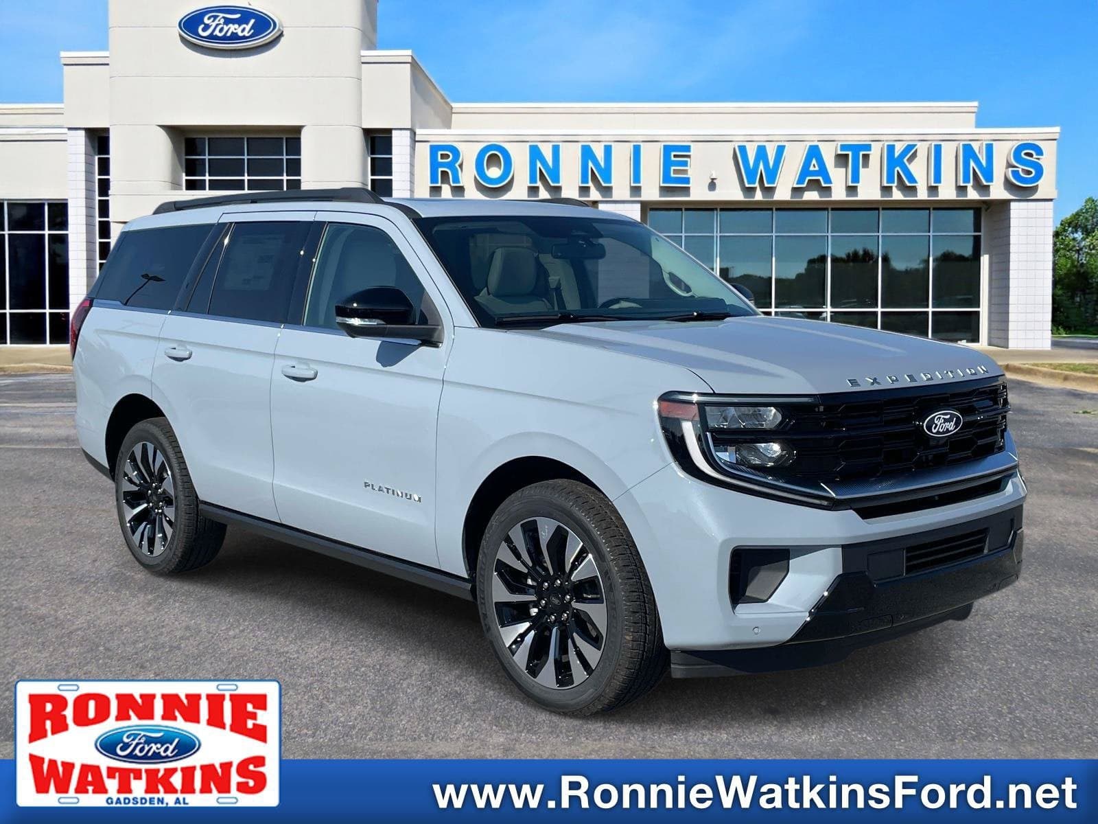 2027 Ford Expedition Platinum — photo 1 of 14