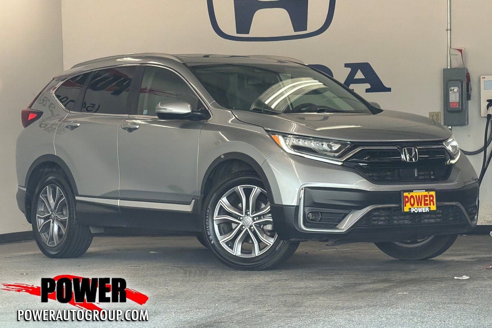 2020 Honda CR-V Touring — photo 1 of 29