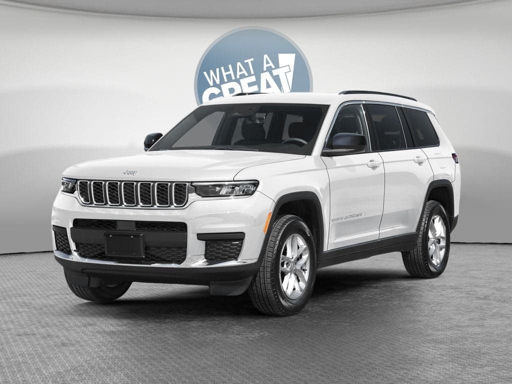2027 Jeep Grand Cherokee L Laredo Altitude — photo 1 of 10