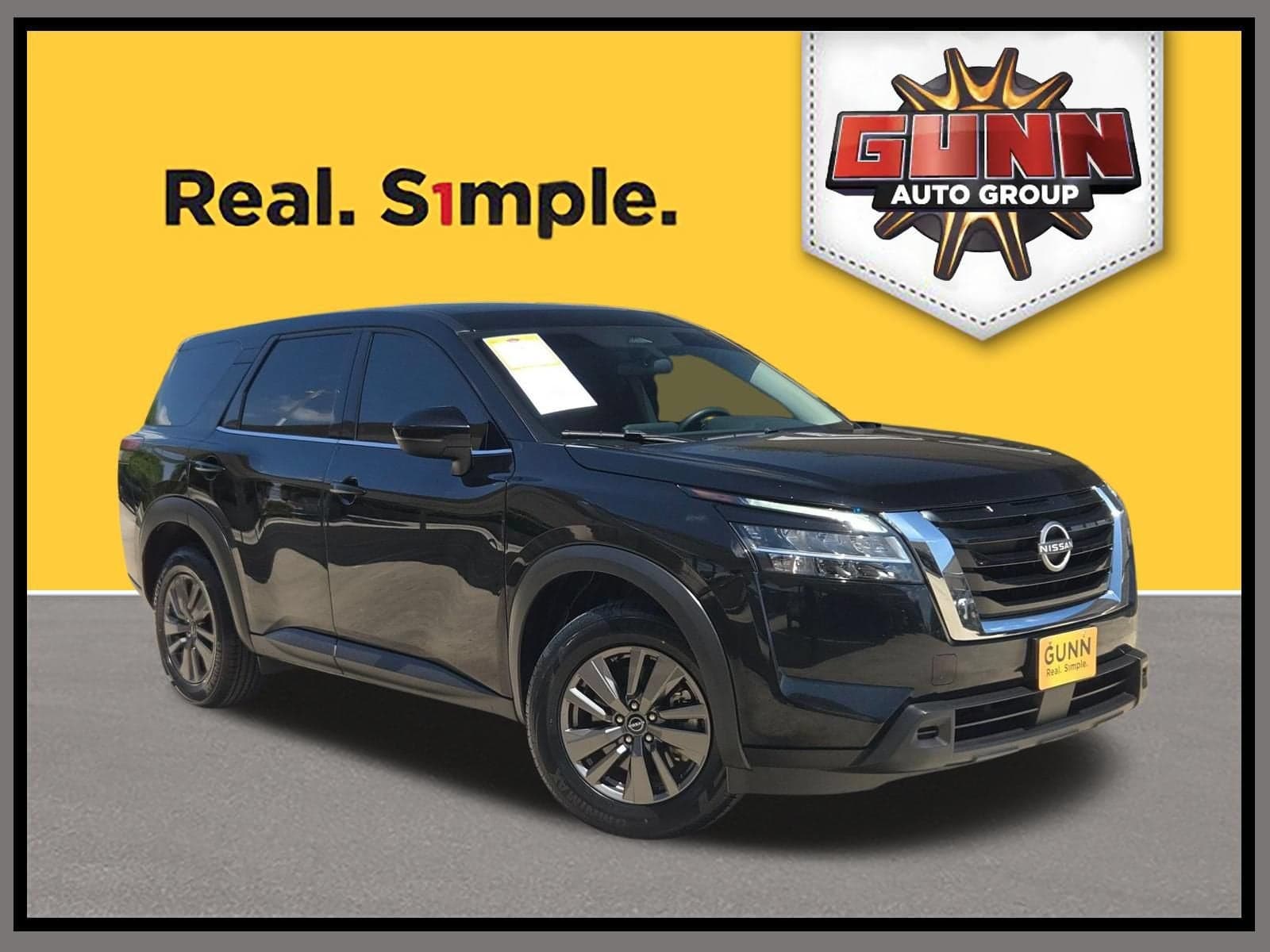 2022 Nissan Pathfinder S — photo 1 of 42