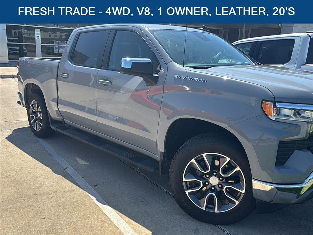 2024 Chevrolet Silverado 1500 LT — photo 1 of 10