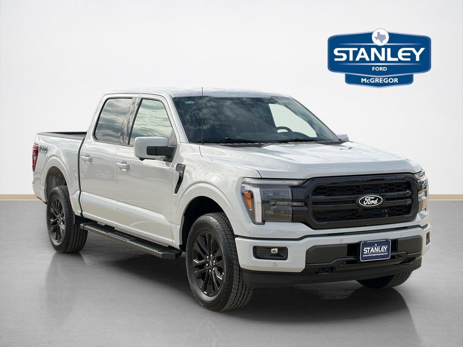 2026 Ford F-150 LARIAT — photo 1 of 5