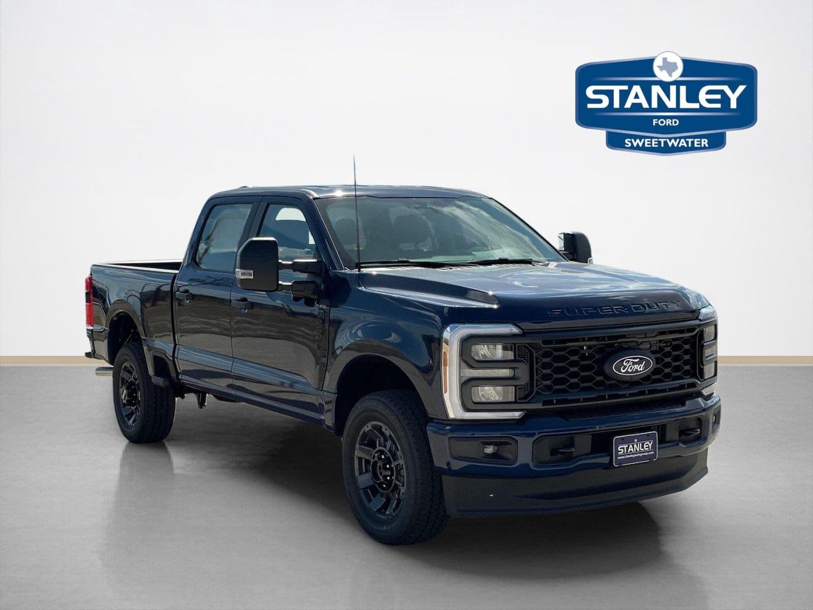 2027 Ford Super Duty F-250 SRW King Ranch — photo 1 of 40
