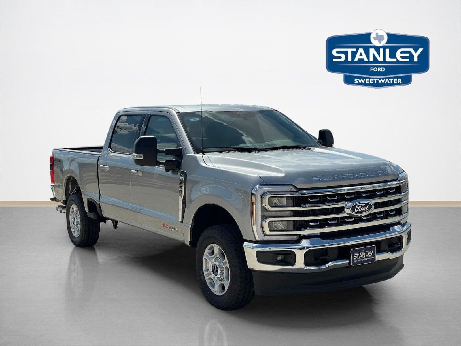 2027 Ford Super Duty F-250 SRW King Ranch — photo 1 of 44