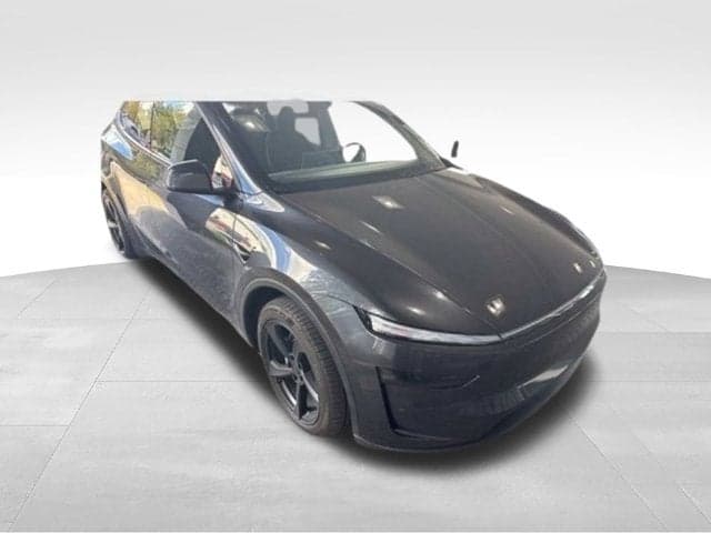 2026 Tesla Model Y Premium — photo 1 of 5