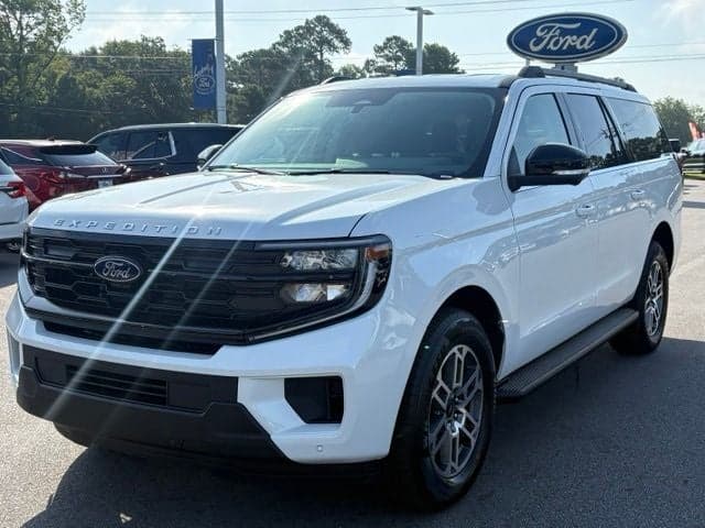2026 Ford Expedition Max Active — photo 1 of 30