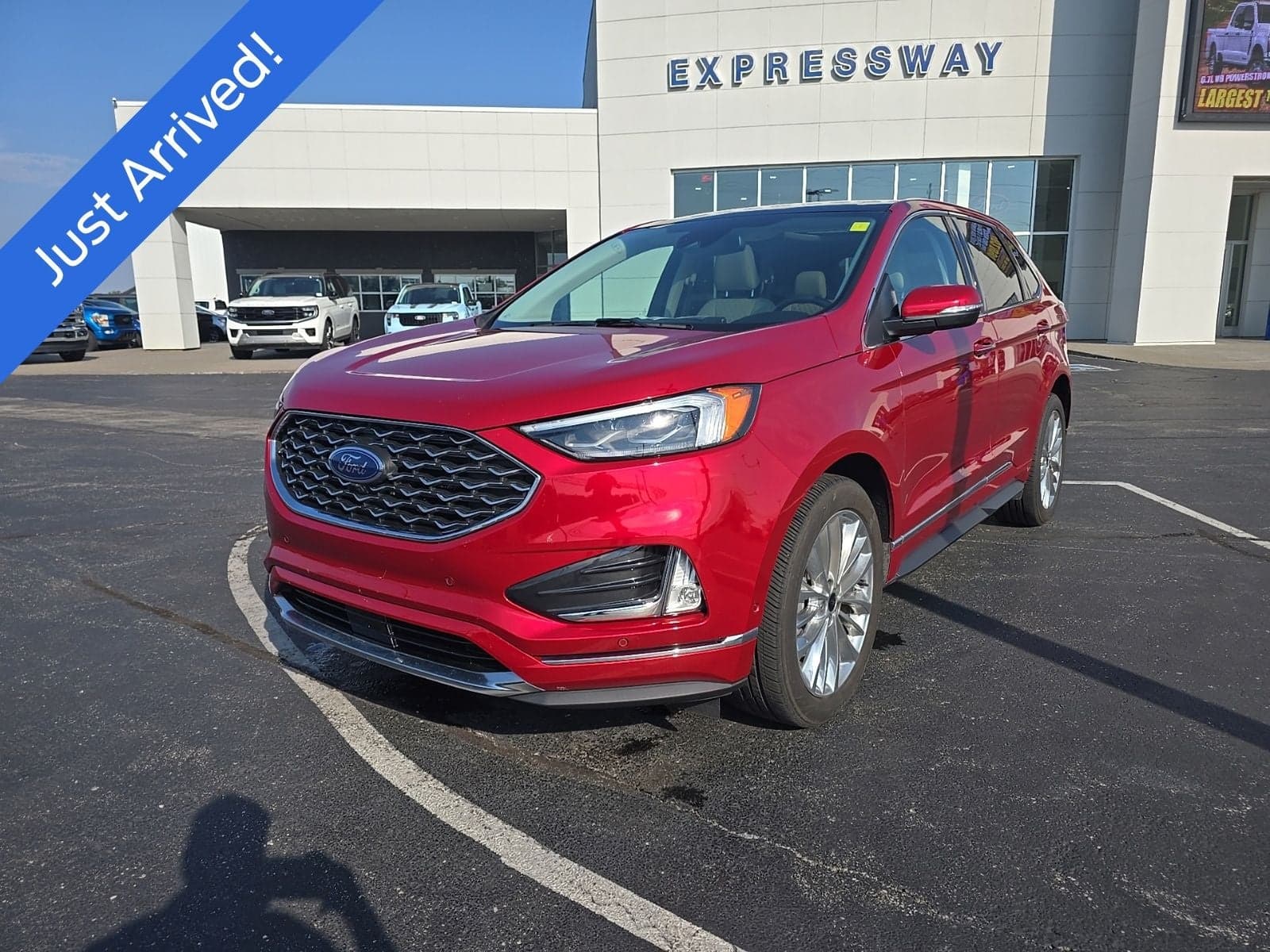 2024 Ford Edge Titanium — photo 1 of 39