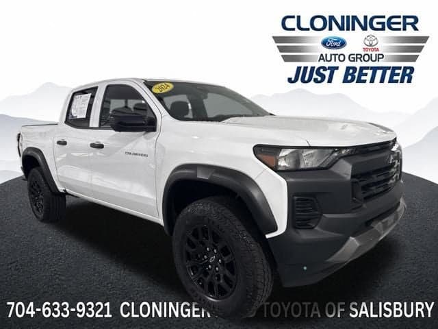 2024 Chevrolet Colorado Trail Boss — photo 1 of 23
