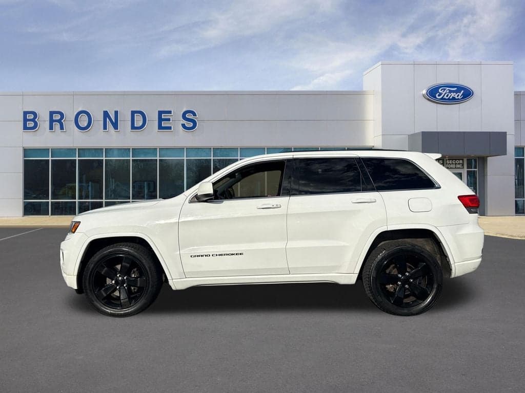 2014 Jeep Grand Cherokee Altitude — photo 1 of 44