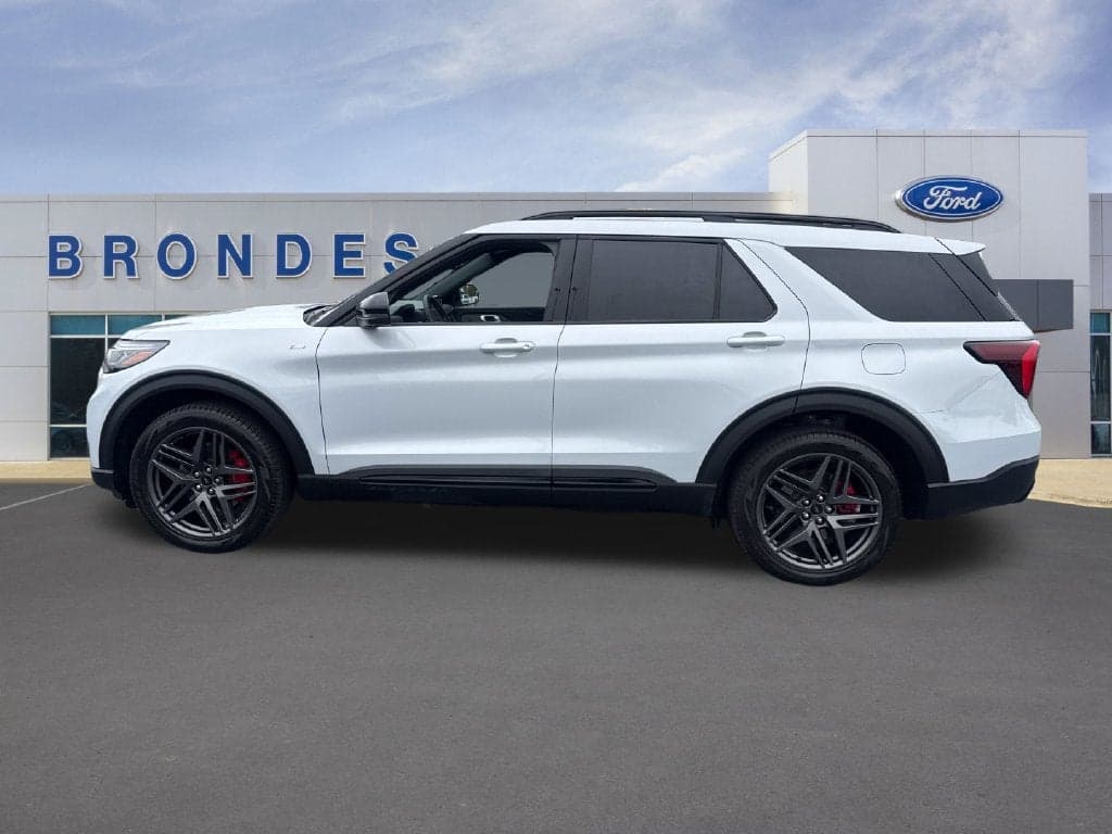2026 Ford Explorer ST-Line — photo 1 of 5
