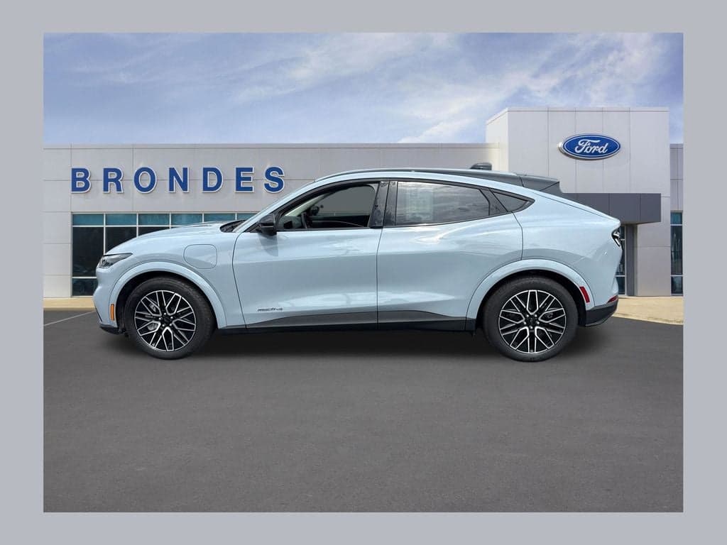 2025 Ford Mustang Mach-E Premium — photo 1 of 45