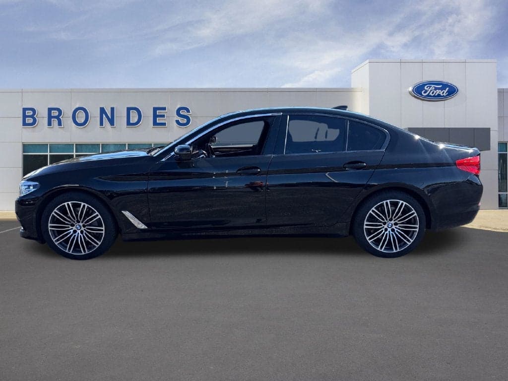 2019 BMW 5 Series 540i xDrive — photo 1 of 43