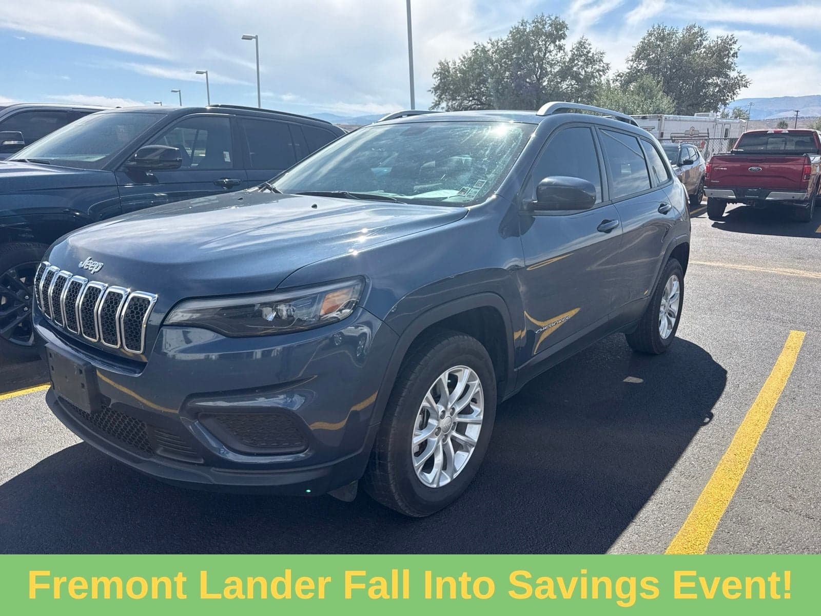 2020 Jeep Cherokee Latitude — photo 1 of 7