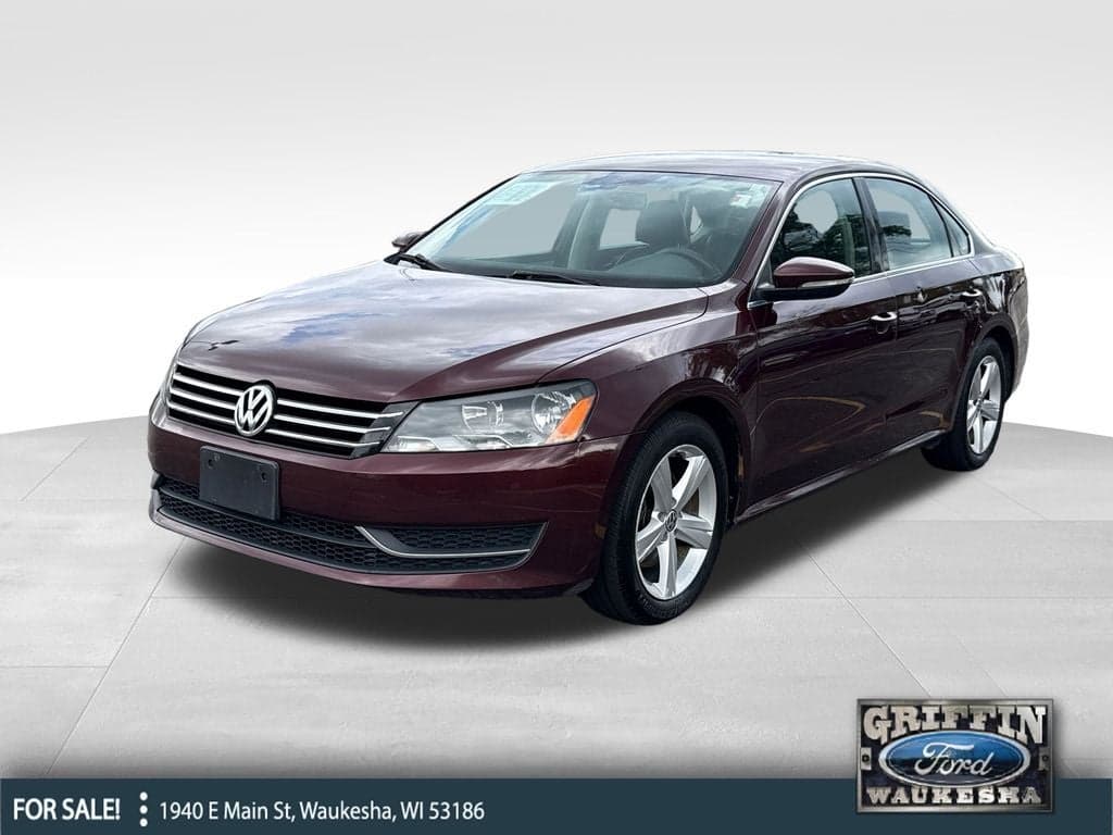 2012 Volkswagen Passat 2.5 SE — photo 1 of 4