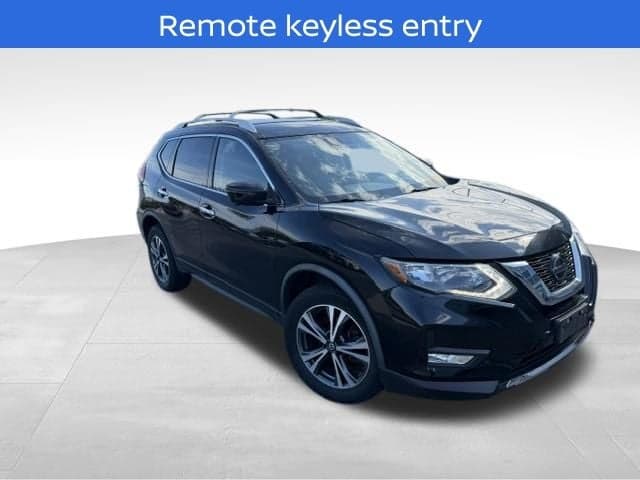 2019 Nissan Rogue SV — photo 1 of 9