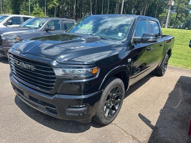 2026 RAM Ram 1500 RAM 1500 LARAMIE CREW CAB 4X4 5'7' BOX — photo 1 of 21