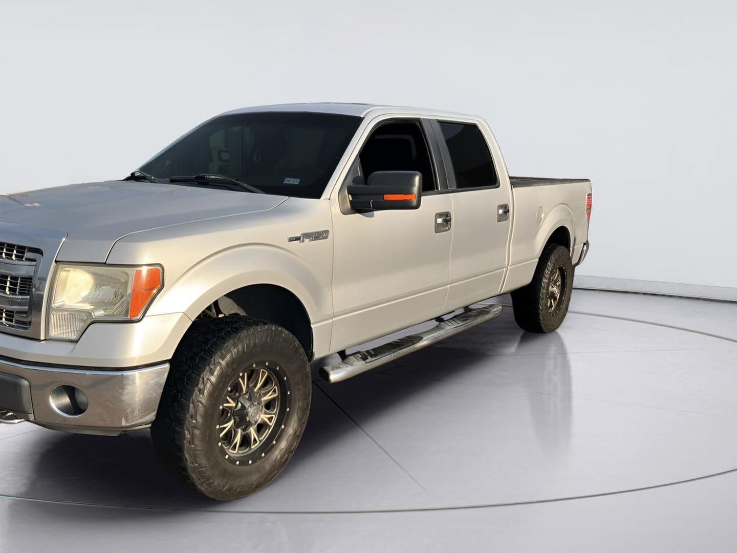 2013 Ford F-150 XLT — photo 1 of 7