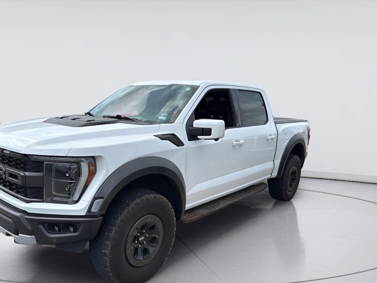 2023 Ford F-150 Raptor — photo 1 of 8