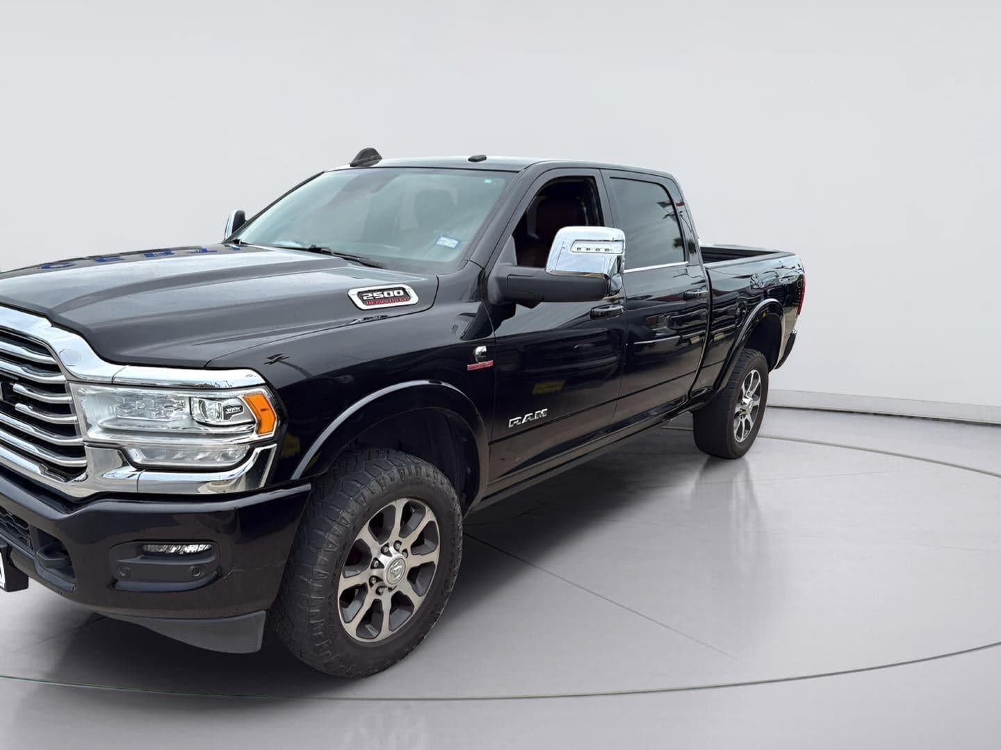 2023 RAM 2500 Longhorn — photo 1 of 5
