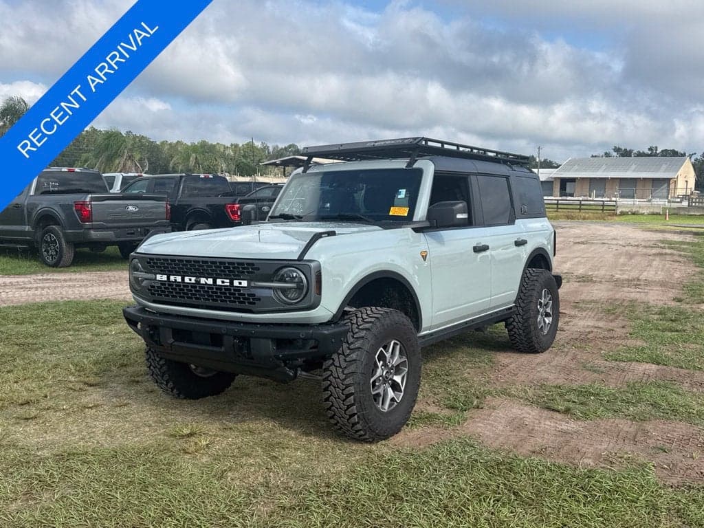 2024 Ford Bronco Badlands — photo 1 of 14
