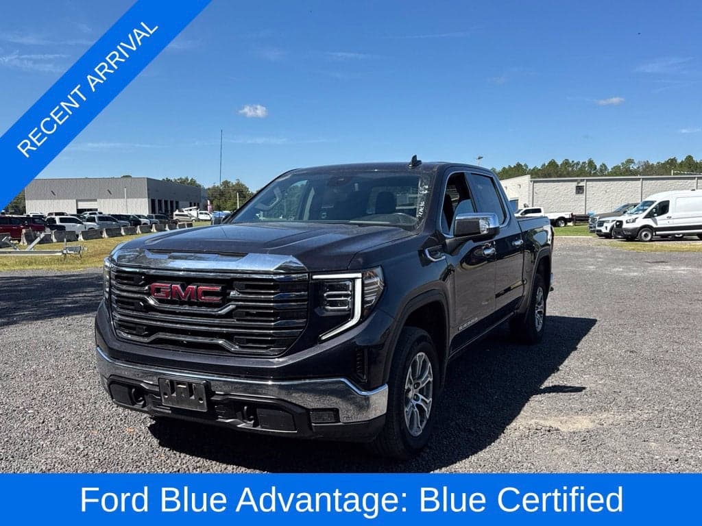 2025 GMC Sierra 1500 SLT — photo 1 of 15