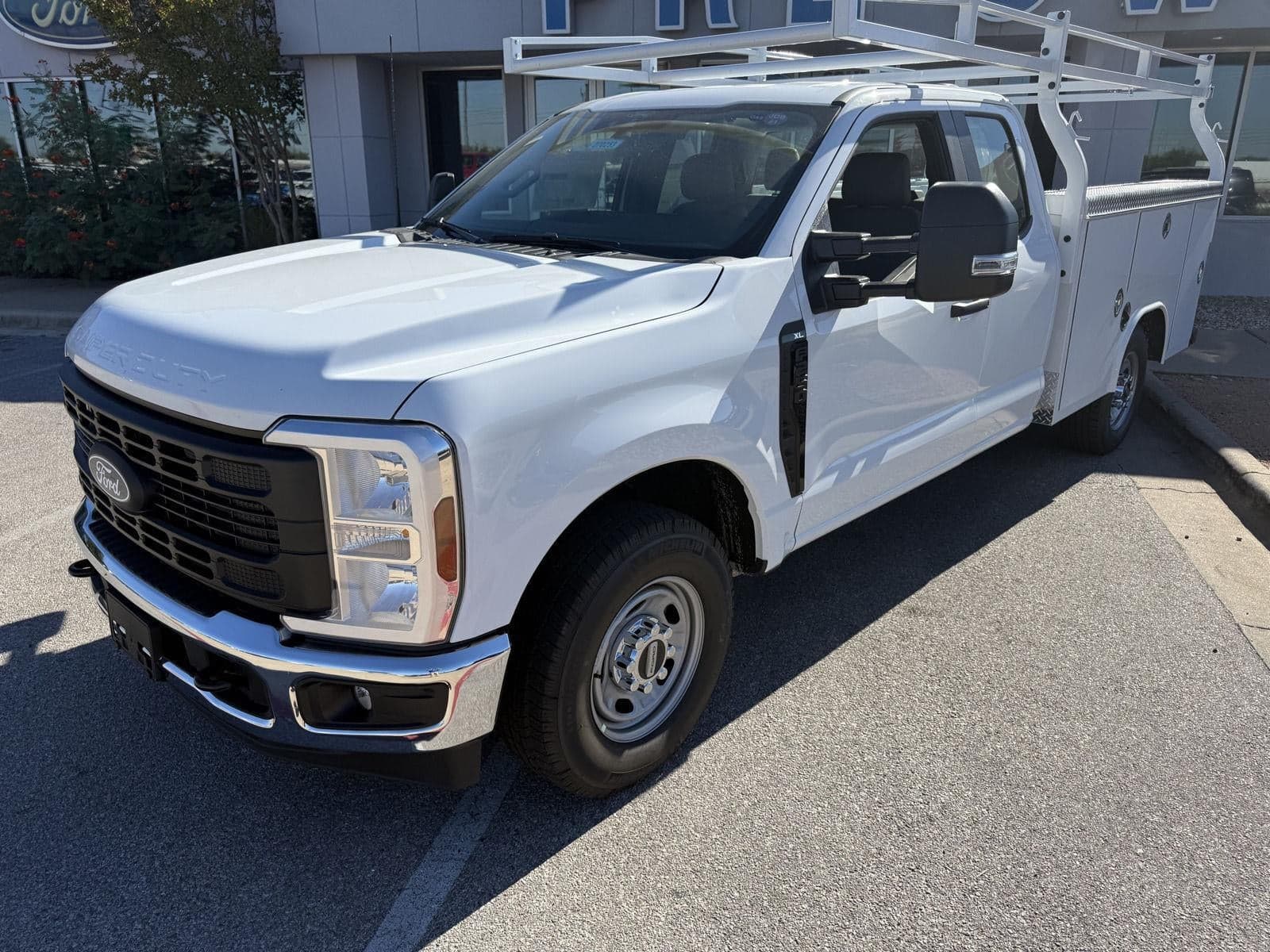 2027 Ford Super Duty F-250 SRW XL — photo 1 of 5