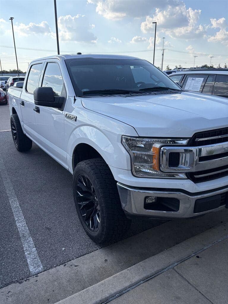 2018 Ford F-150 XLT — photo 1 of 4