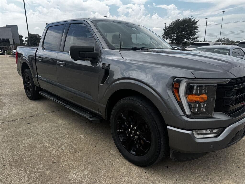 2022 Ford F-150 XLT — photo 1 of 7