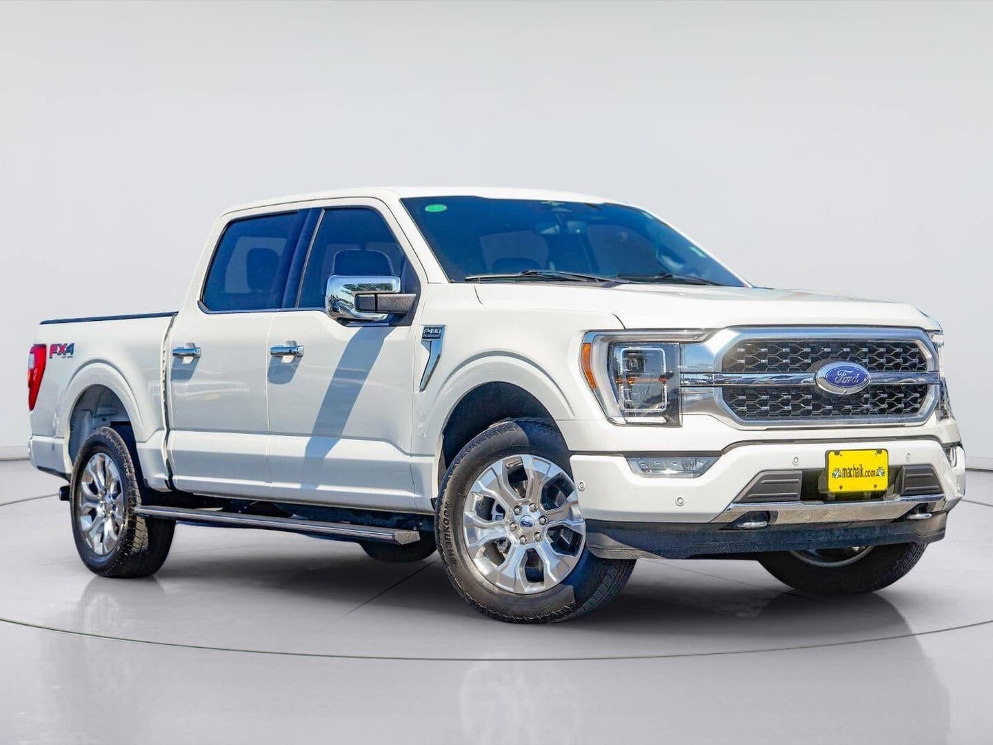 2023 Ford F-150 Platinum — photo 1 of 4