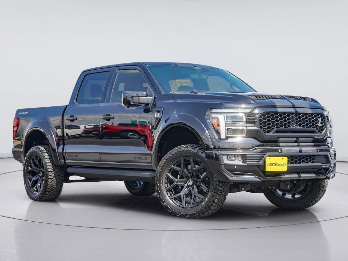 2024 Ford F-150 LARIAT — photo 1 of 2
