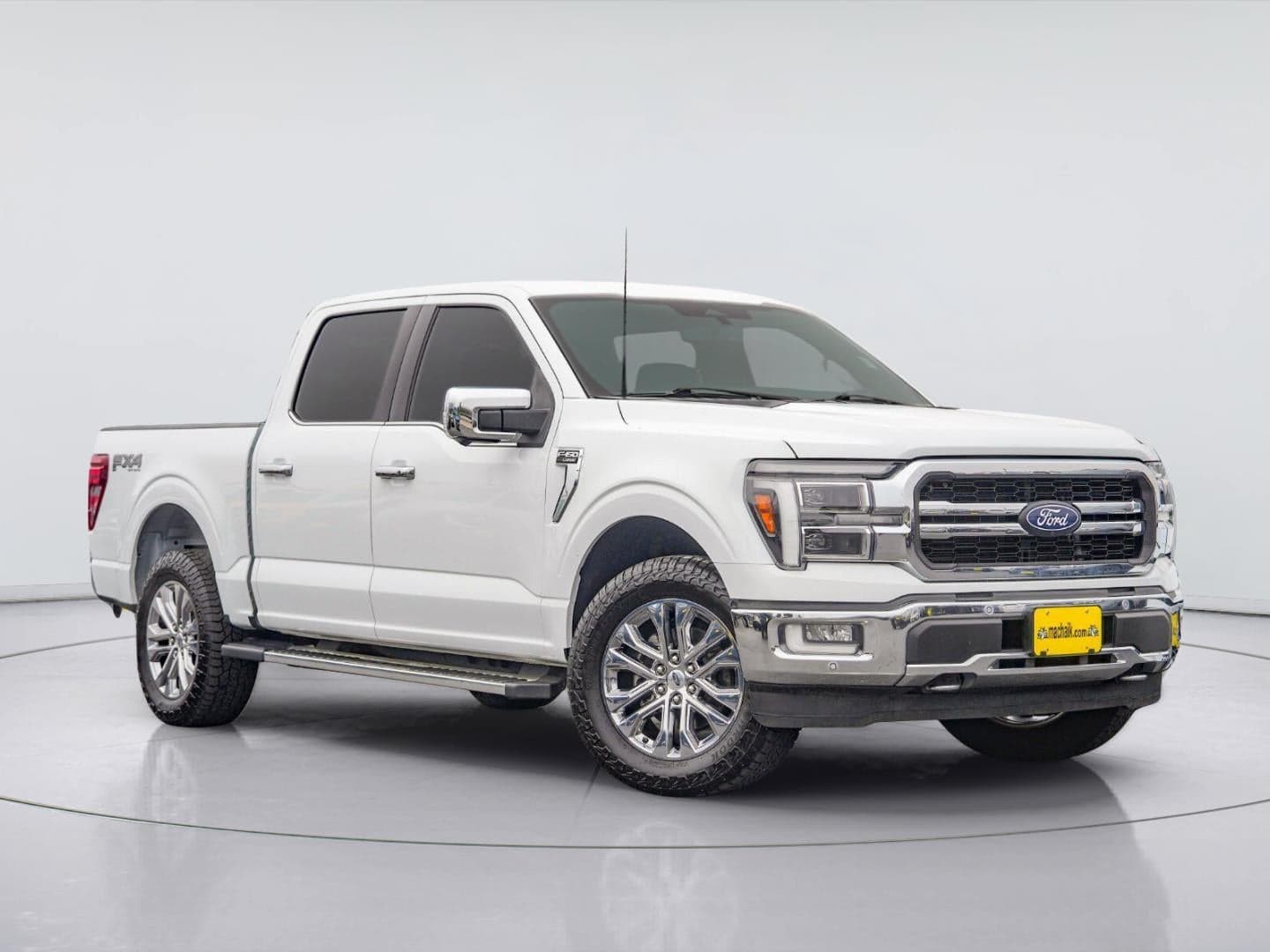 2024 Ford F-150 LARIAT — photo 1 of 5