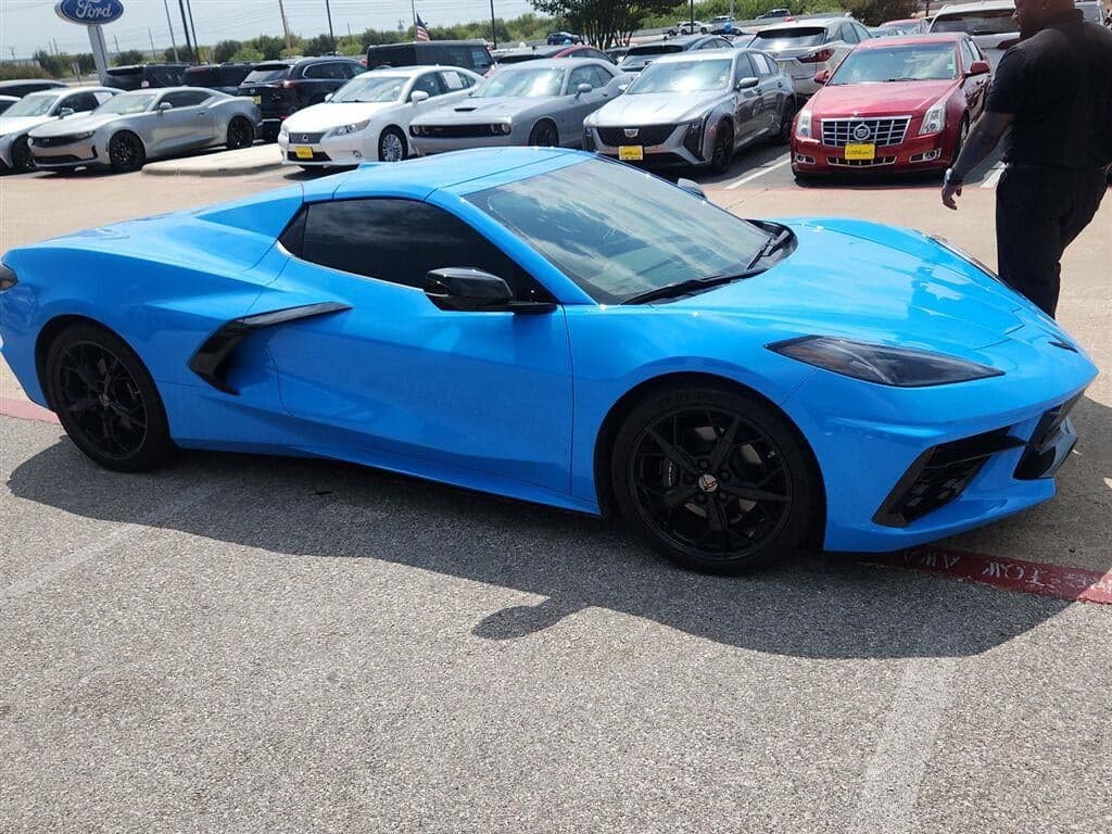 2022 Chevrolet Corvette 2LT — photo 1 of 6