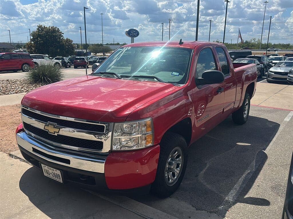 2011 Chevrolet Silverado 1500 LS — photo 1 of 4