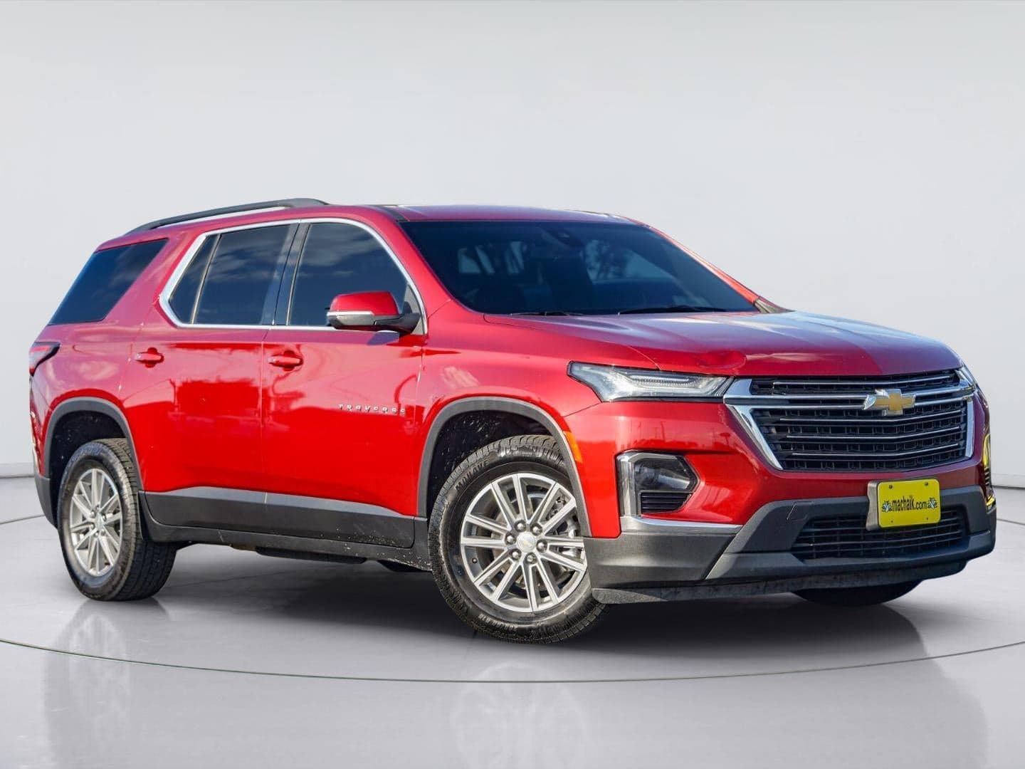 2023 Chevrolet Traverse LT Cloth — photo 1 of 33