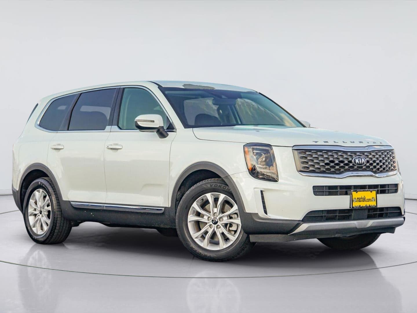 2020 Kia Telluride LX — photo 1 of 4