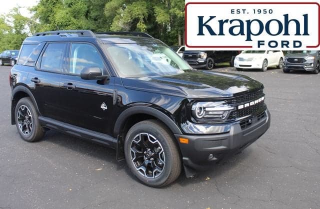 2026 Ford Bronco Sport Outer Banks — photo 1 of 39