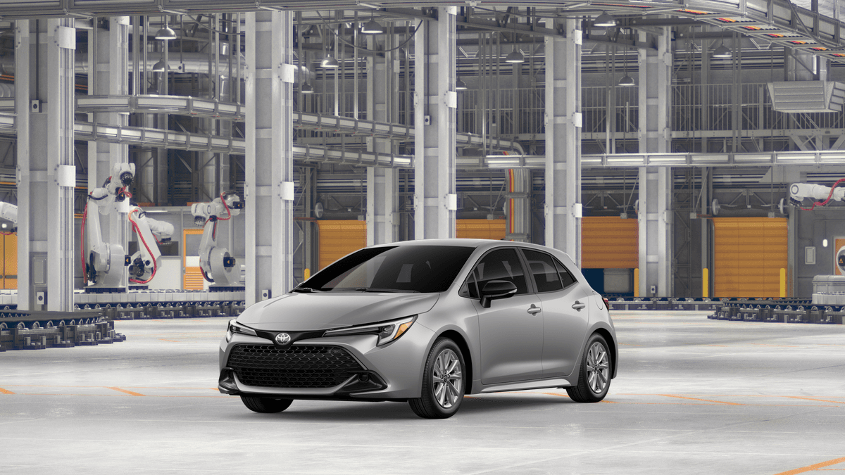 2027 Toyota Corolla Hatchback SE — photo 1 of 22