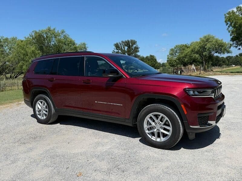 2025 Jeep Grand Cherokee L Laredo X — photo 1 of 9